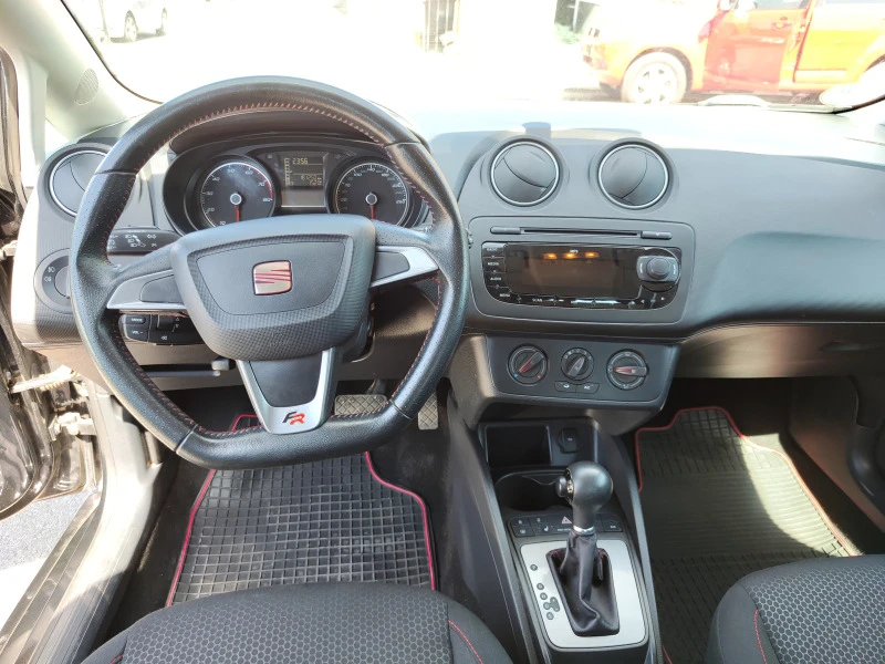 Seat Ibiza 1.2TSI, снимка 11 - Автомобили и джипове - 46767818