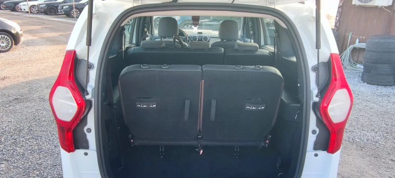 Dacia Lodgy 1.2i 6+ 1, снимка 15 - Автомобили и джипове - 48572771