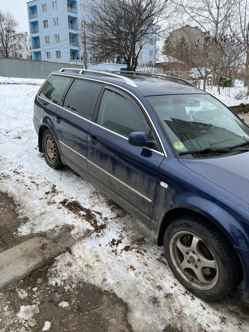 VW Passat, снимка 10 - Автомобили и джипове - 48695062