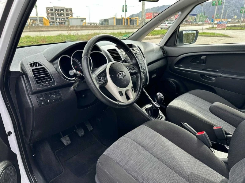 Kia Venga 1.6 CRDI Euro 5 Лизинг , снимка 12 - Автомобили и джипове - 49518214