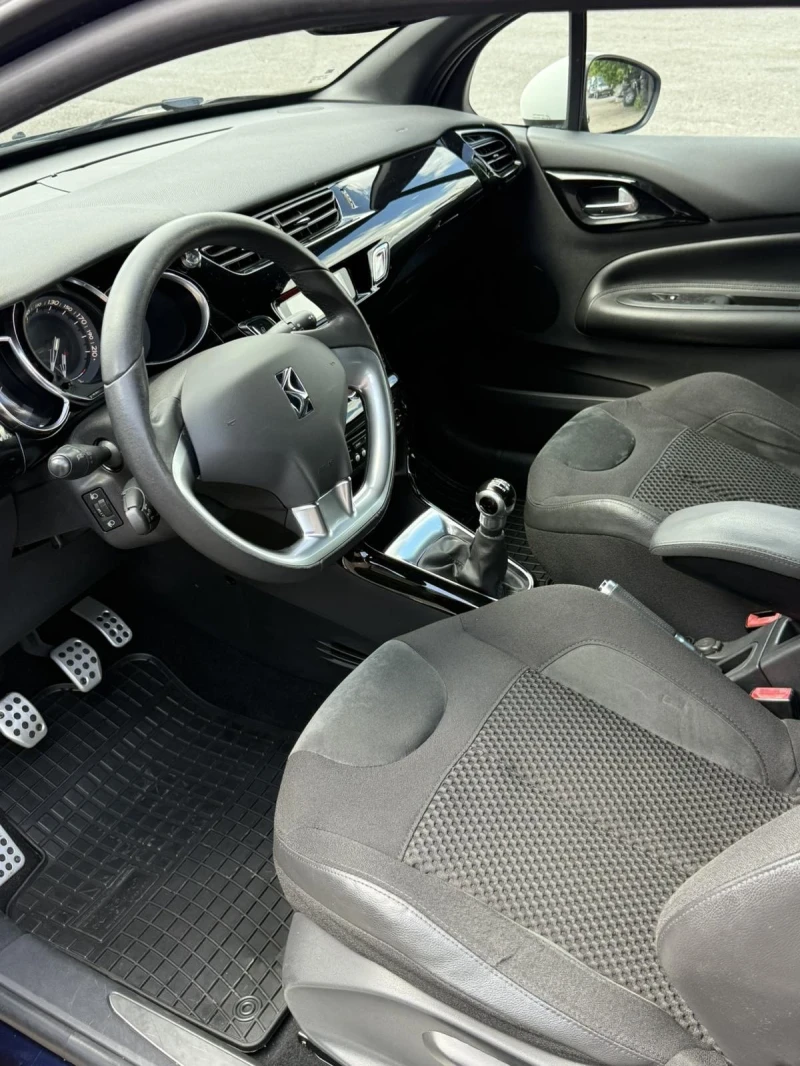 Citroen DS3, снимка 7 - Автомобили и джипове - 50342731