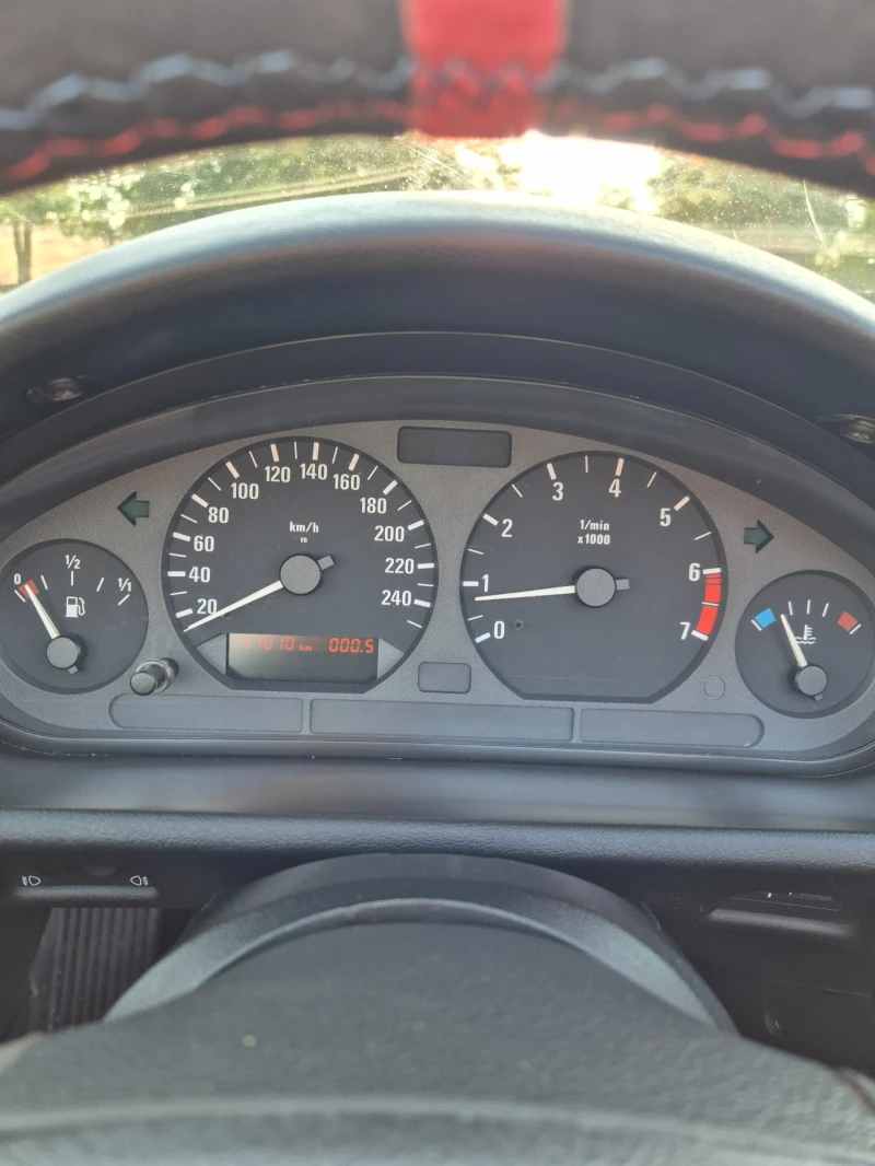 BMW Z3 1.8, снимка 8 - Автомобили и джипове - 51295186