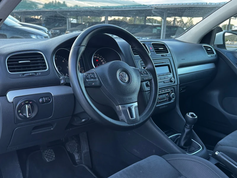 VW Golf 1.6TDI ИТАЛИЯ, снимка 6 - Автомобили и джипове - 51757681