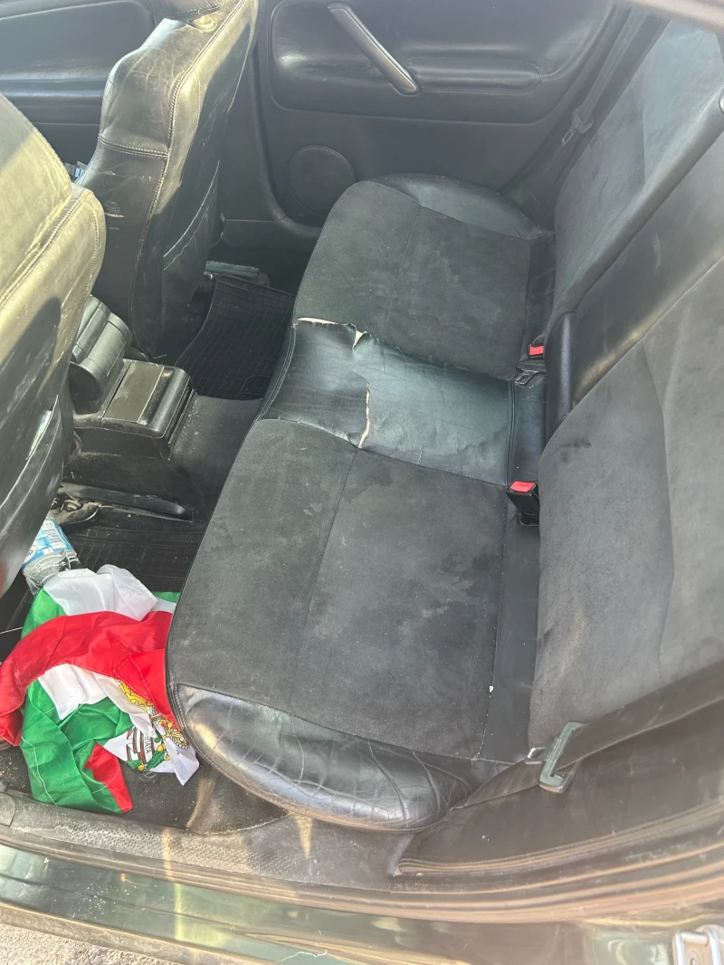 VW Passat B4, снимка 8 - Автомобили и джипове - 52522822
