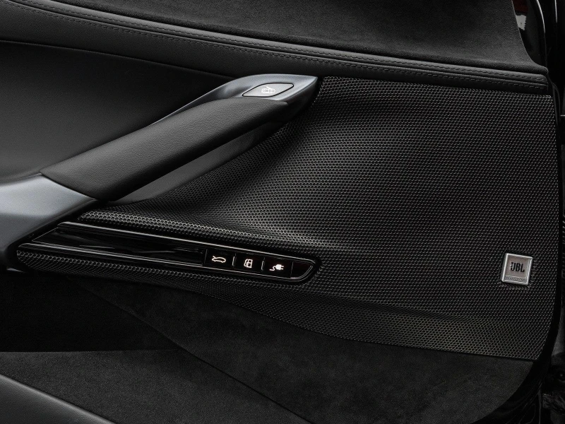 Ferrari SF 90 STRADALE/LIFT/JBL/CAMERA/CARBON/CERAMIC/, снимка 9 - Автомобили и джипове - 52233852