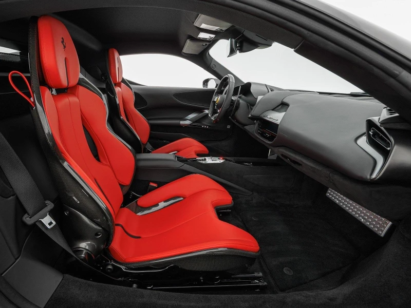 Ferrari SF 90 STRADALE/LIFT/JBL/CAMERA/CARBON/CERAMIC/, снимка 16 - Автомобили и джипове - 52233852