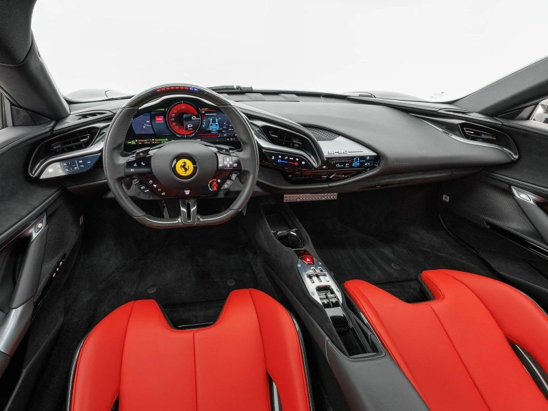 Ferrari SF 90 STRADALE/LIFT/JBL/CAMERA/CARBON/CERAMIC/, снимка 11 - Автомобили и джипове - 52233852