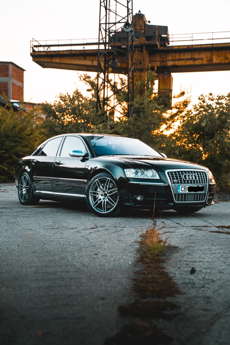 Audi S8 5.2 V10 B&O, снимка 3 - Автомобили и джипове - 52543034