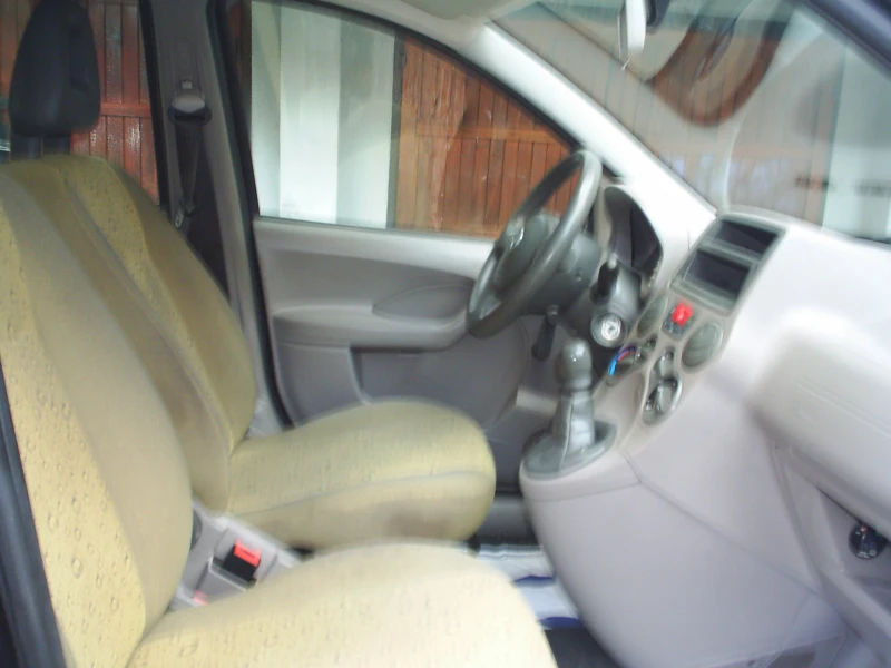 Fiat Panda 1.1 16V Family, снимка 11 - Автомобили и джипове - 52546114