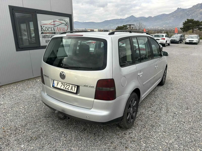 VW Touran  , снимка 4 - Автомобили и джипове - 52553585