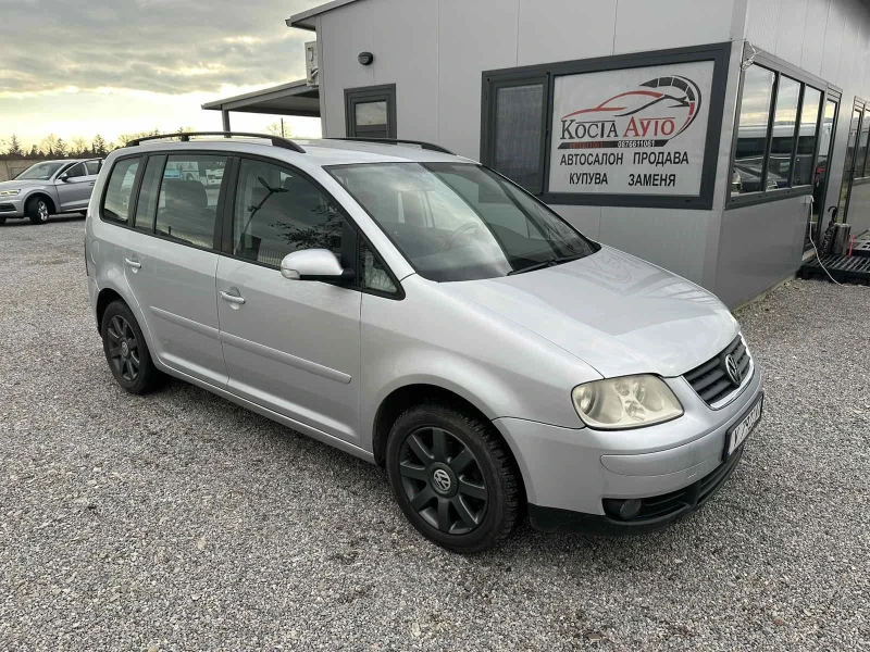 VW Touran  , снимка 2 - Автомобили и джипове - 52553585