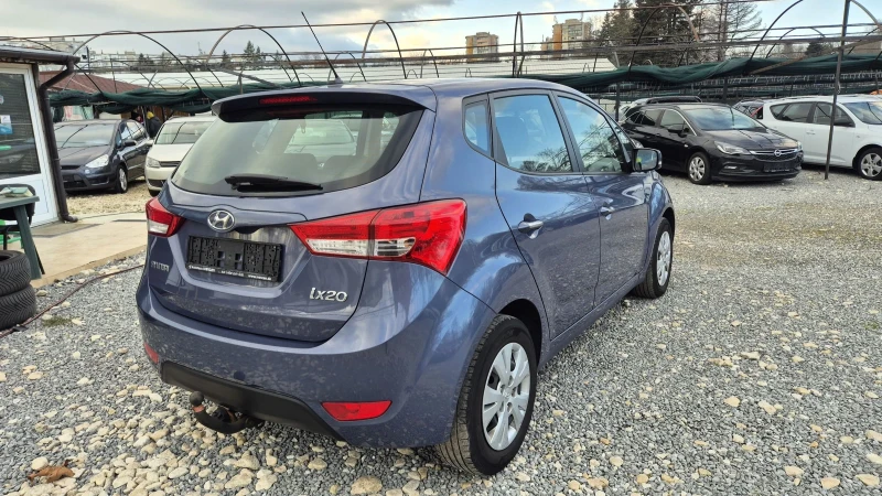 Hyundai Ix20 Бензин, снимка 6 - Автомобили и джипове - 53052355