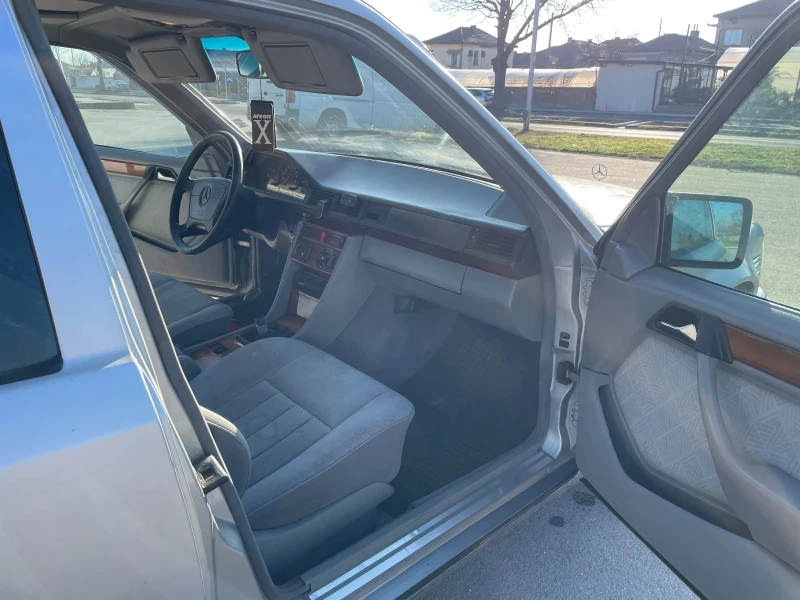 Mercedes-Benz 124 250D, снимка 7 - Автомобили и джипове - 53166871