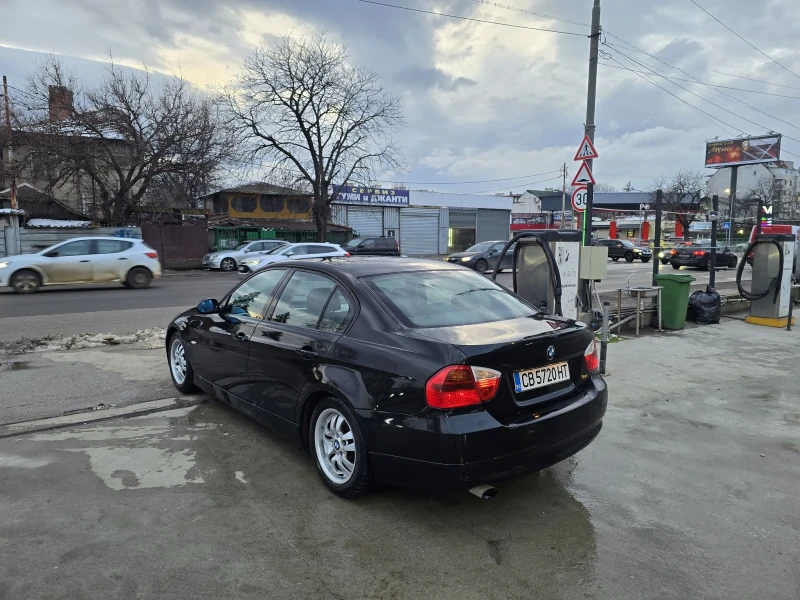 BMW 320 320D Avtomatic, снимка 3 - Автомобили и джипове - 53387342