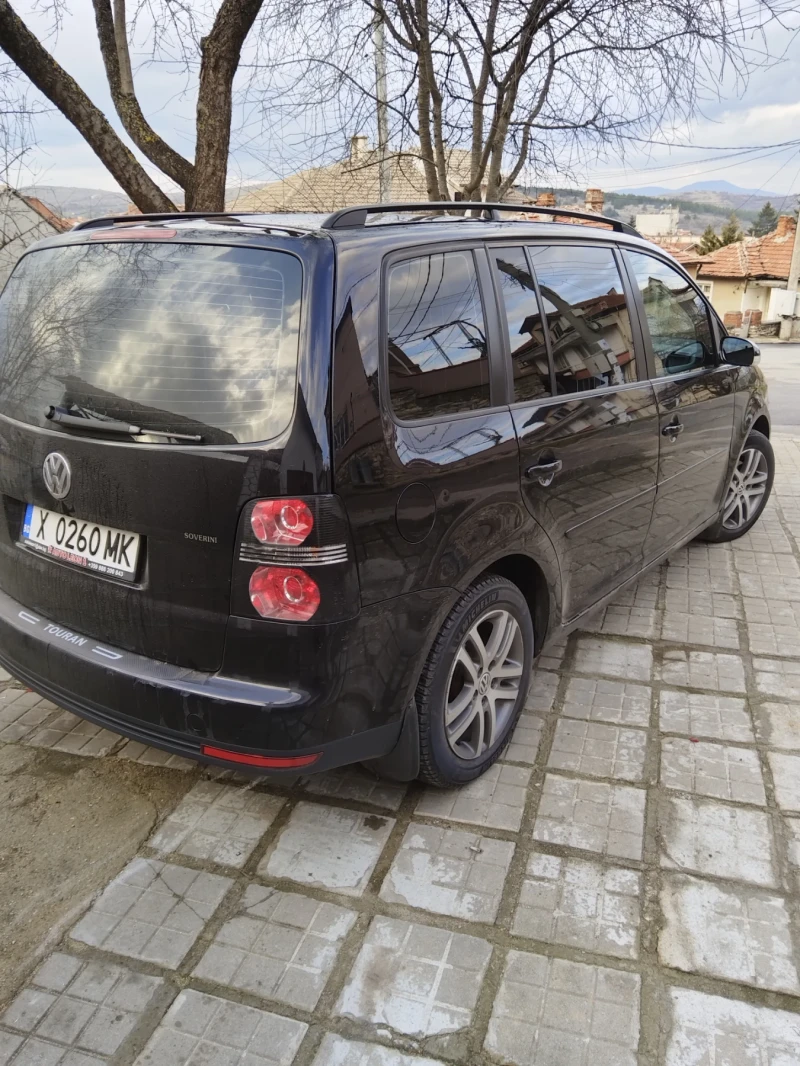VW Touran 1.6/102кс, снимка 13 - Автомобили и джипове - 53403018
