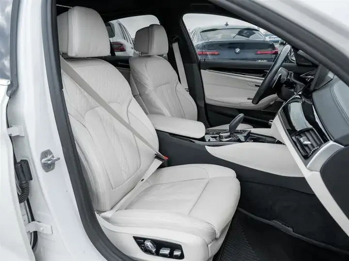 BMW 540 М-Sport * Фиксирана цена до БГ * Oт BMW * , снимка 14 - Автомобили и джипове - 54452808