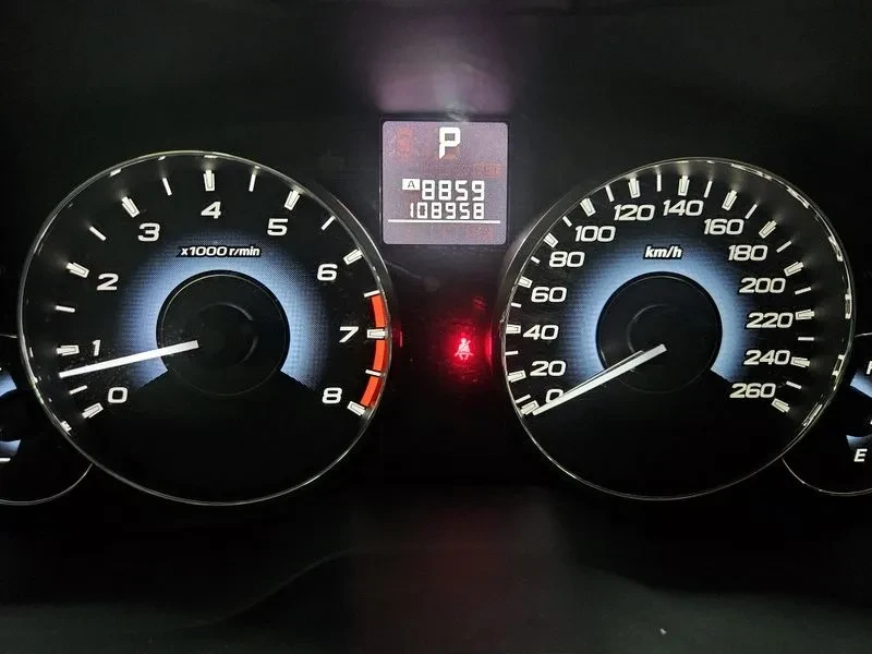 Subaru Legacy 3.6R, снимка 8 - Автомобили и джипове - 55830600