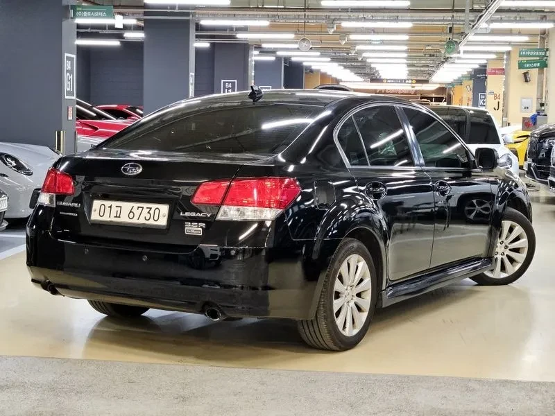 Subaru Legacy 3.6R, снимка 2 - Автомобили и джипове - 55830600