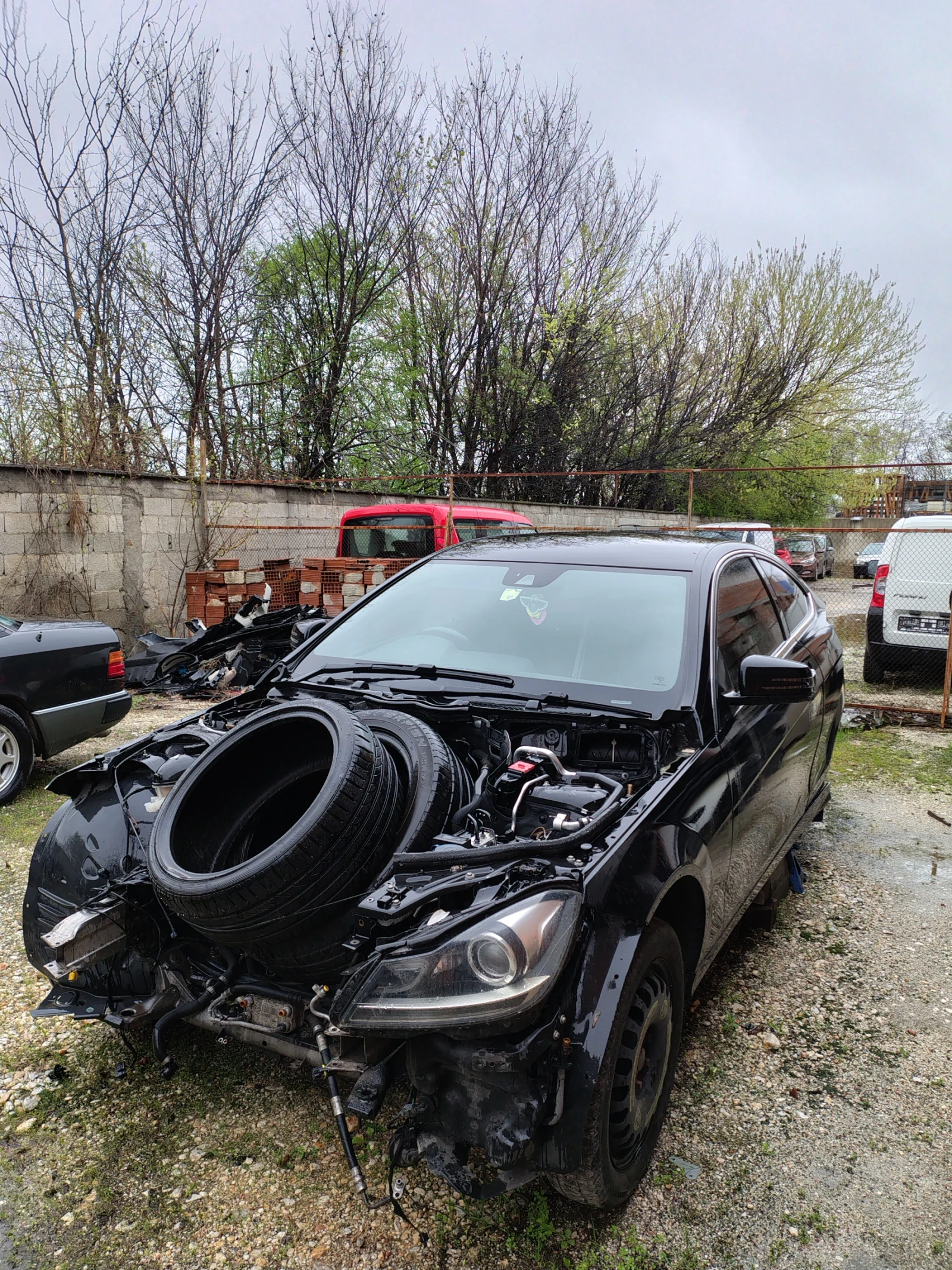 Mercedes-Benz C 220 всичко останало или на части, снимка 1