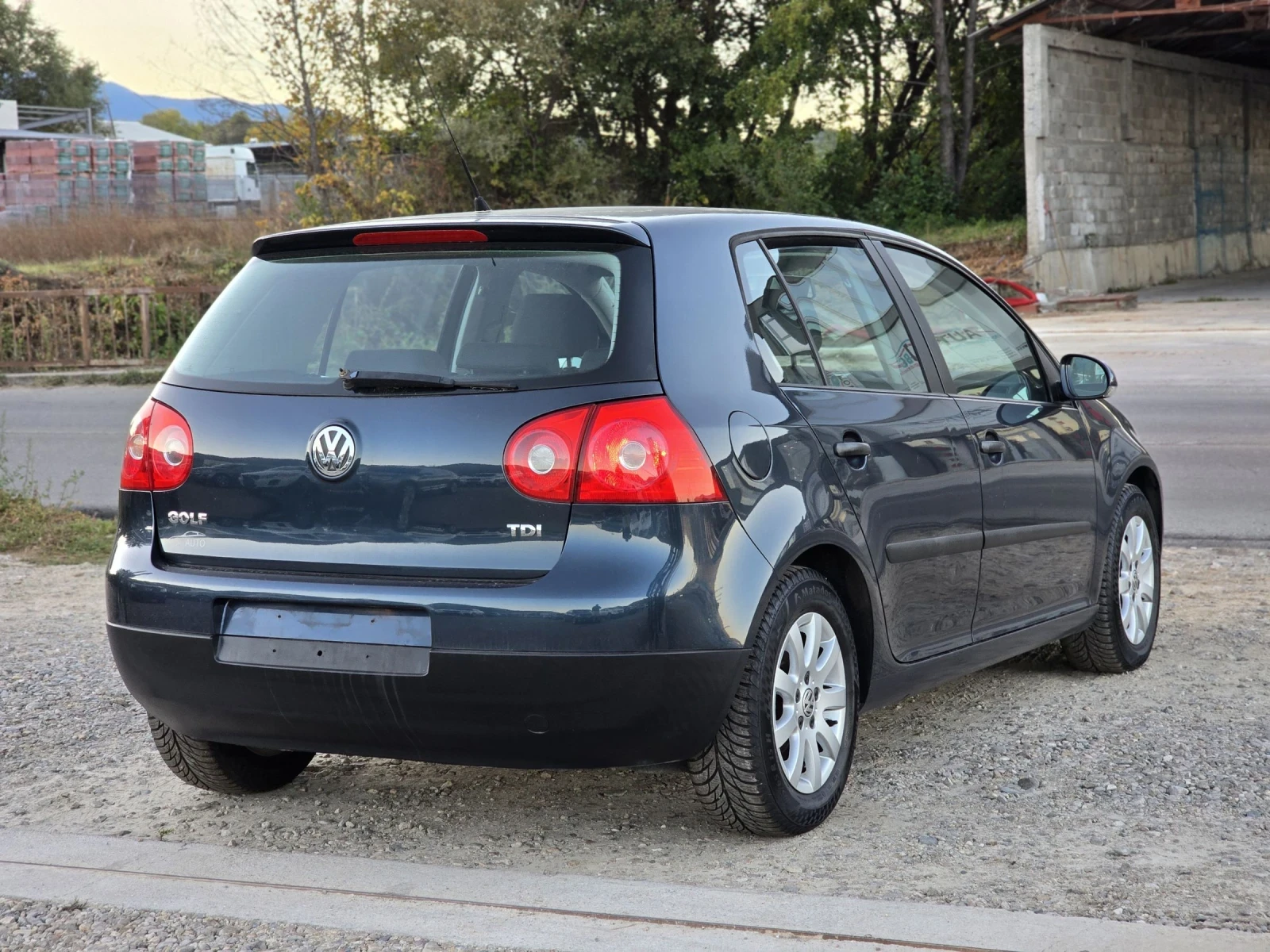 VW Golf 1.9tdi 105Hp 6 ck. Лизинг - изображение 5