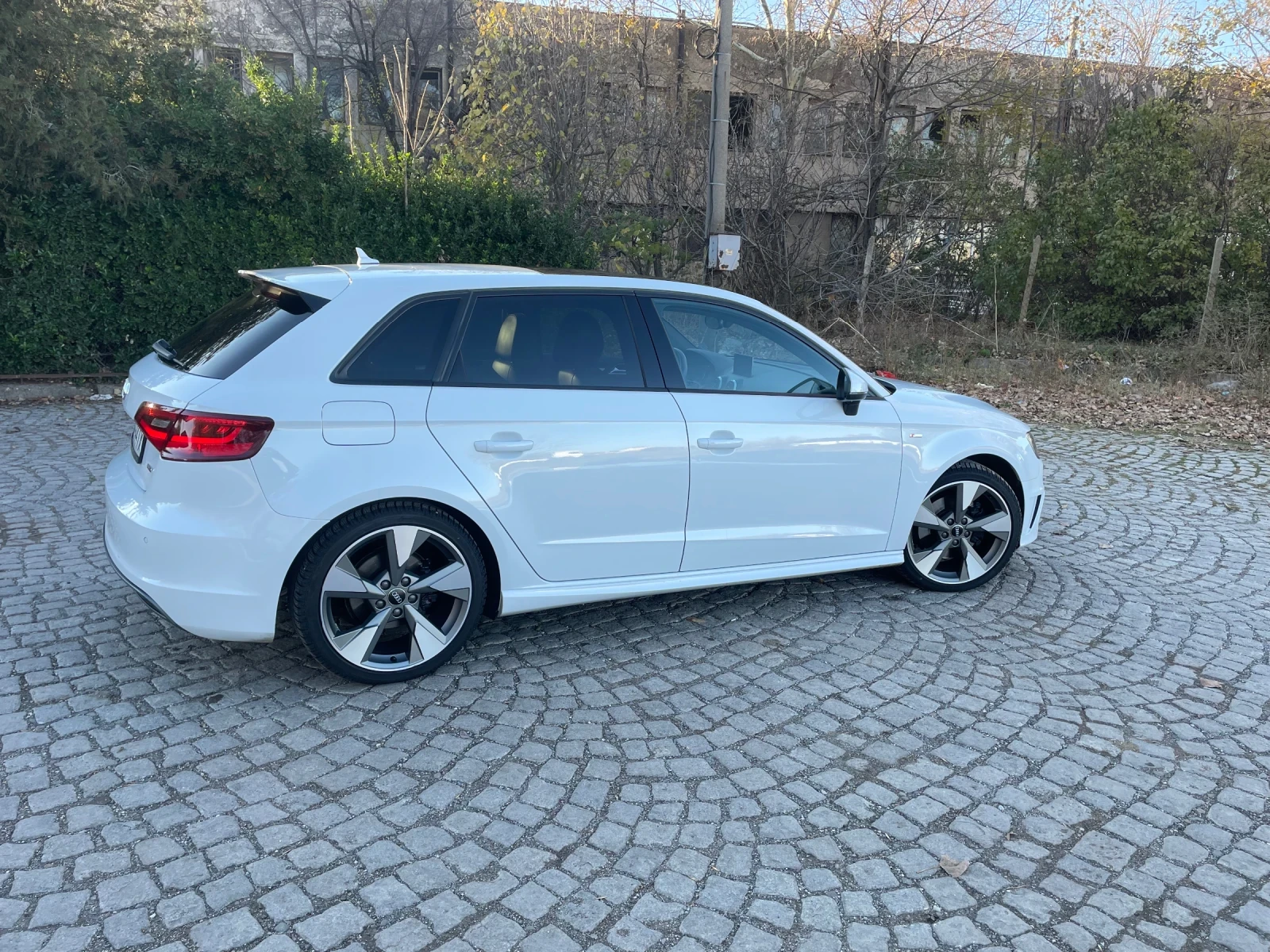 Audi A3 2.0tdi 184 quattro S-tronic 3xS-line - изображение 2