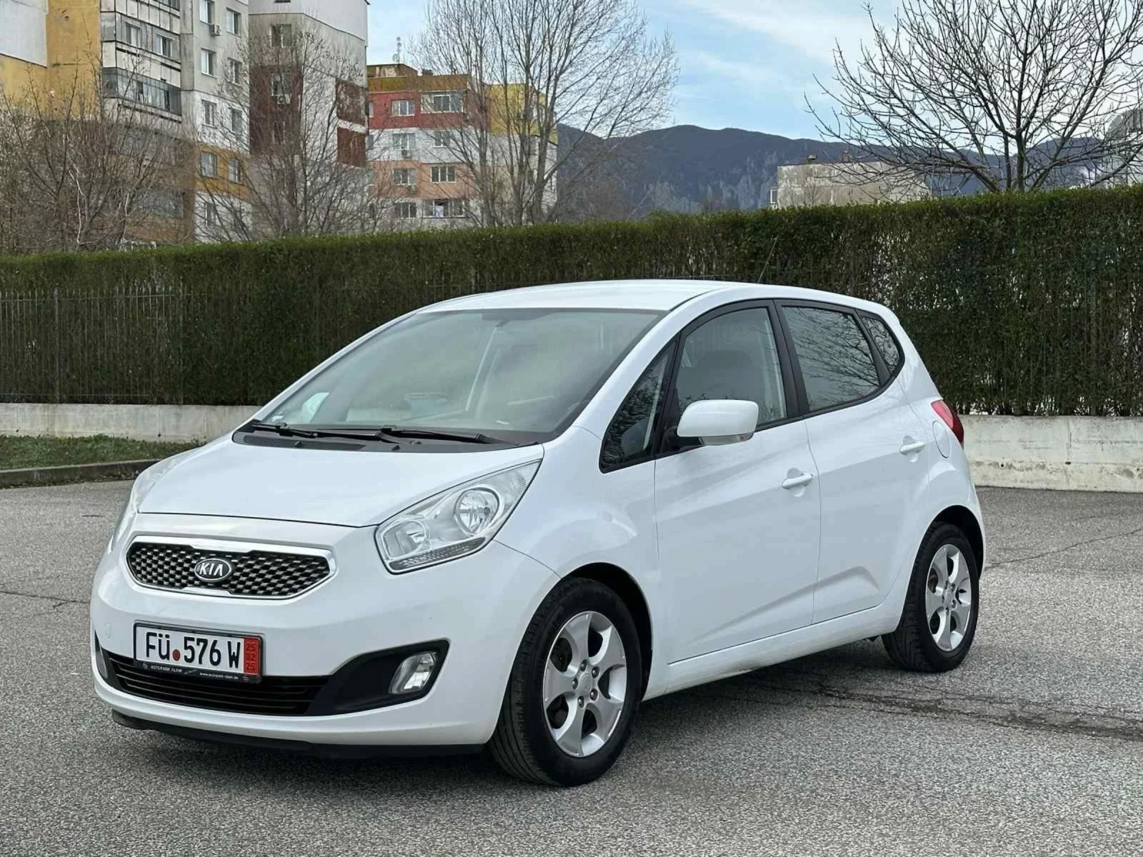 Kia Venga 1.6 CRDI Euro 5 Лизинг  | Mobile.bg — изображение 1