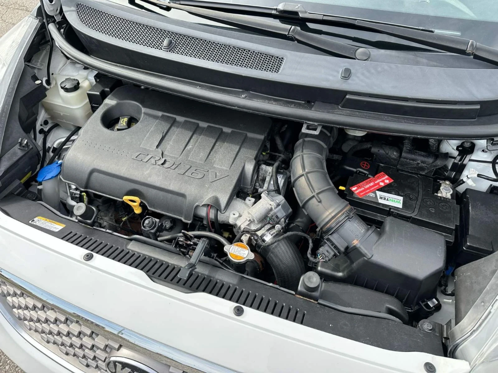 Kia Venga 1.6 CRDI Euro 5 Лизинг  | Mobile.bg — изображение 14