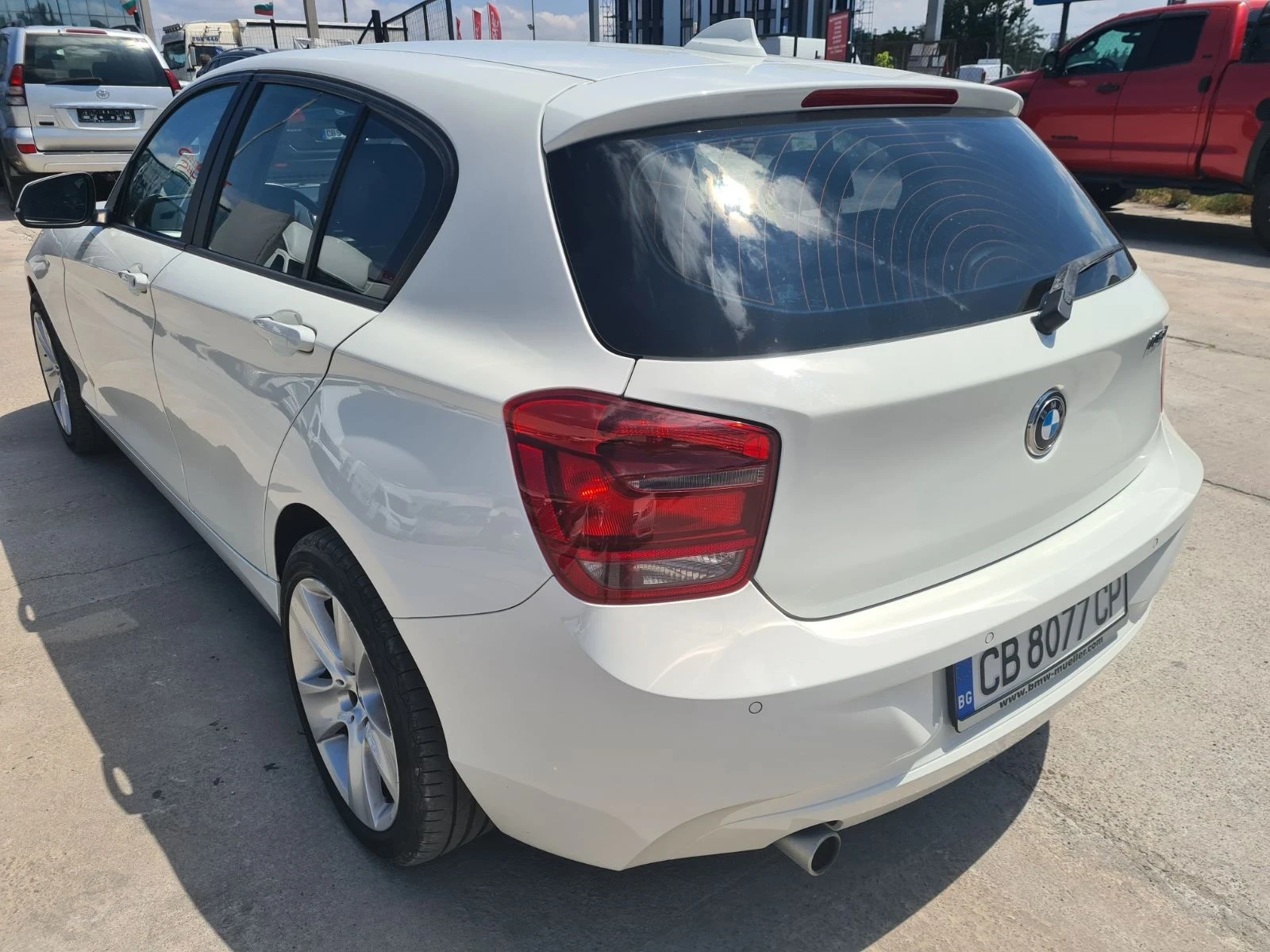 BMW 116 FACELIFT - изображение 7