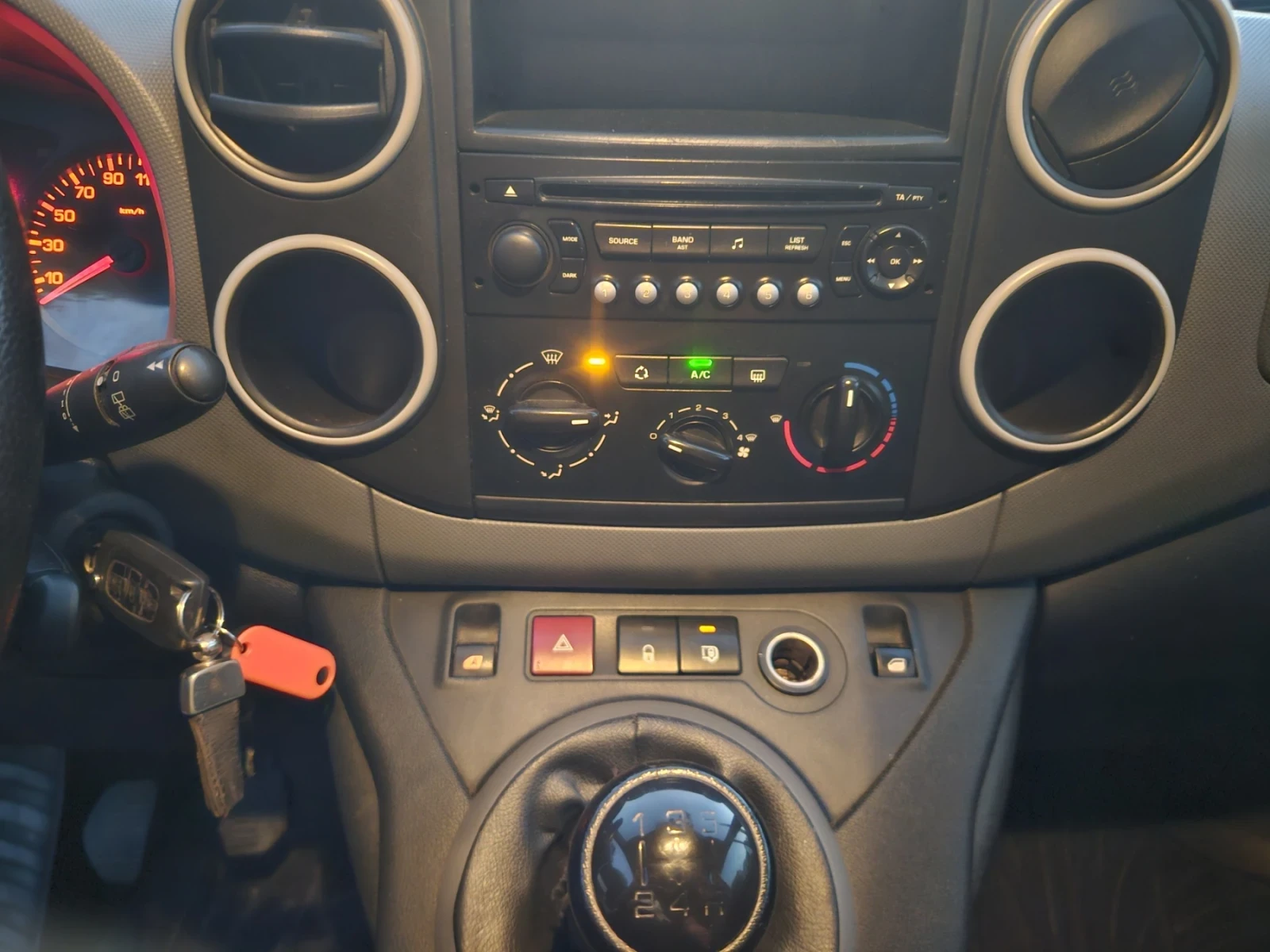 Citroen Berlingo 1.6 HDI  - изображение 6