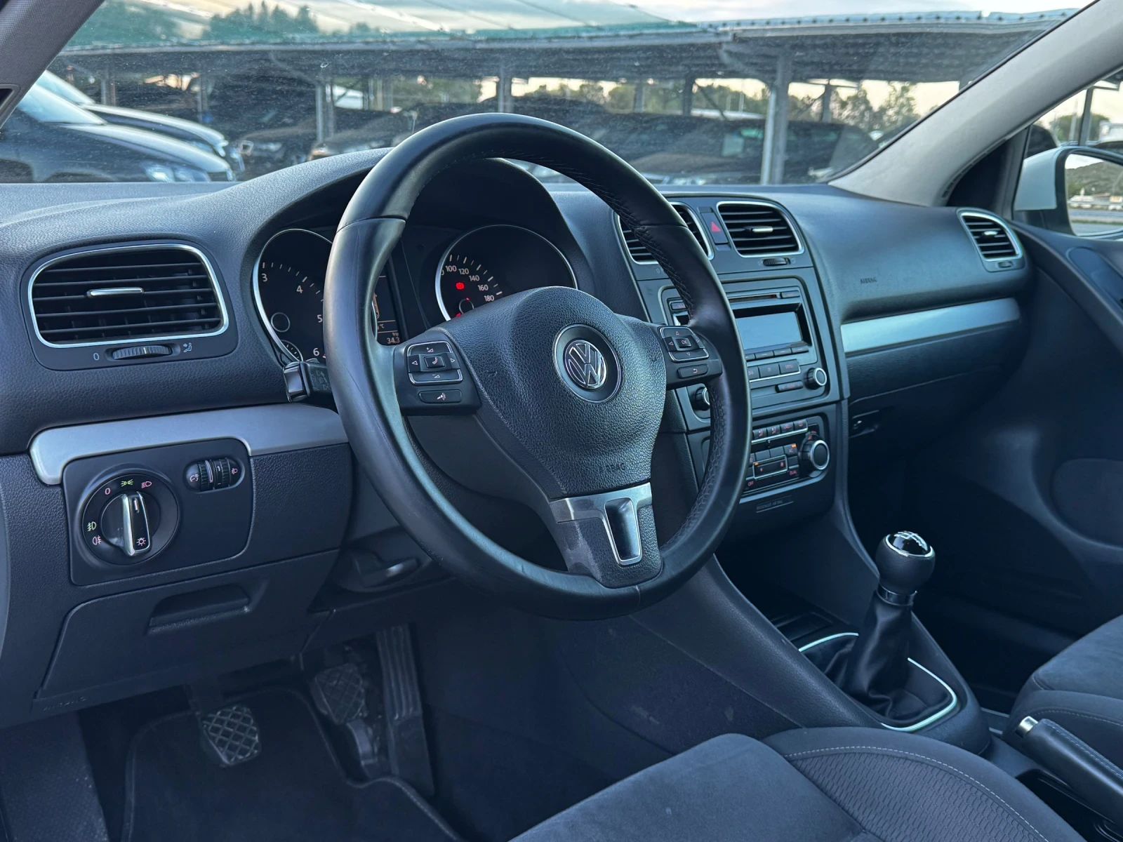 VW Golf 2.0TDI ИТАЛИЯ - изображение 6