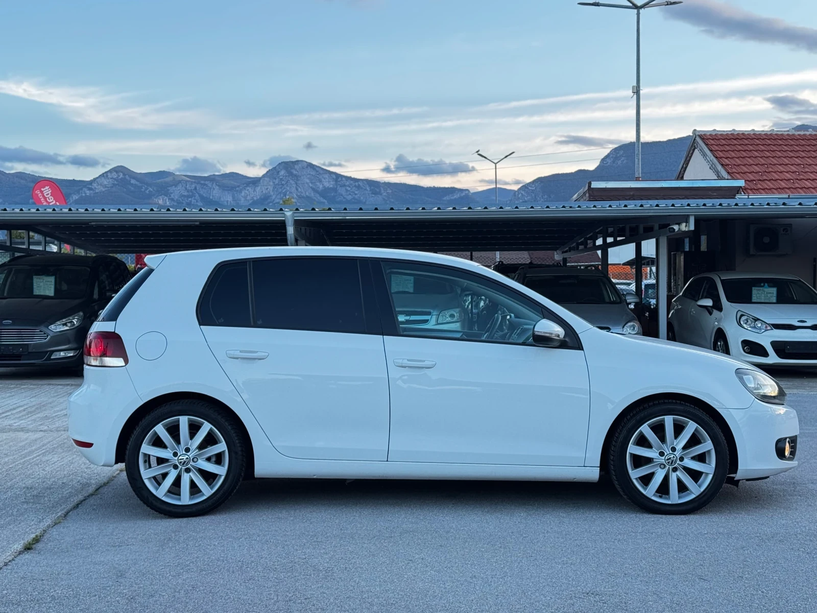 VW Golf 2.0TDI ИТАЛИЯ - изображение 4