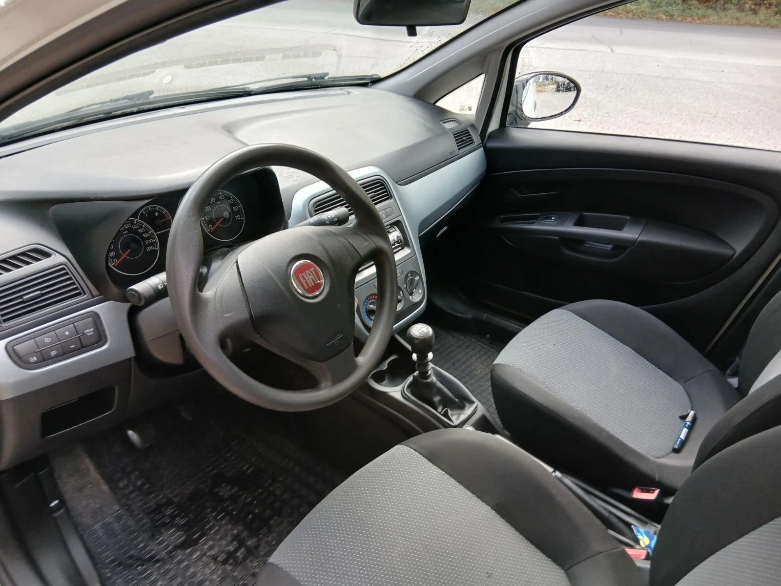 Fiat Punto 1.2i - изображение 5