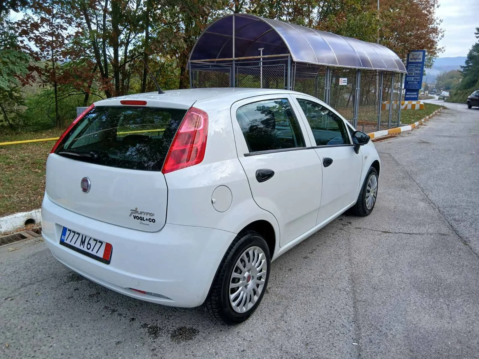 Fiat Punto 1.2i - изображение 4