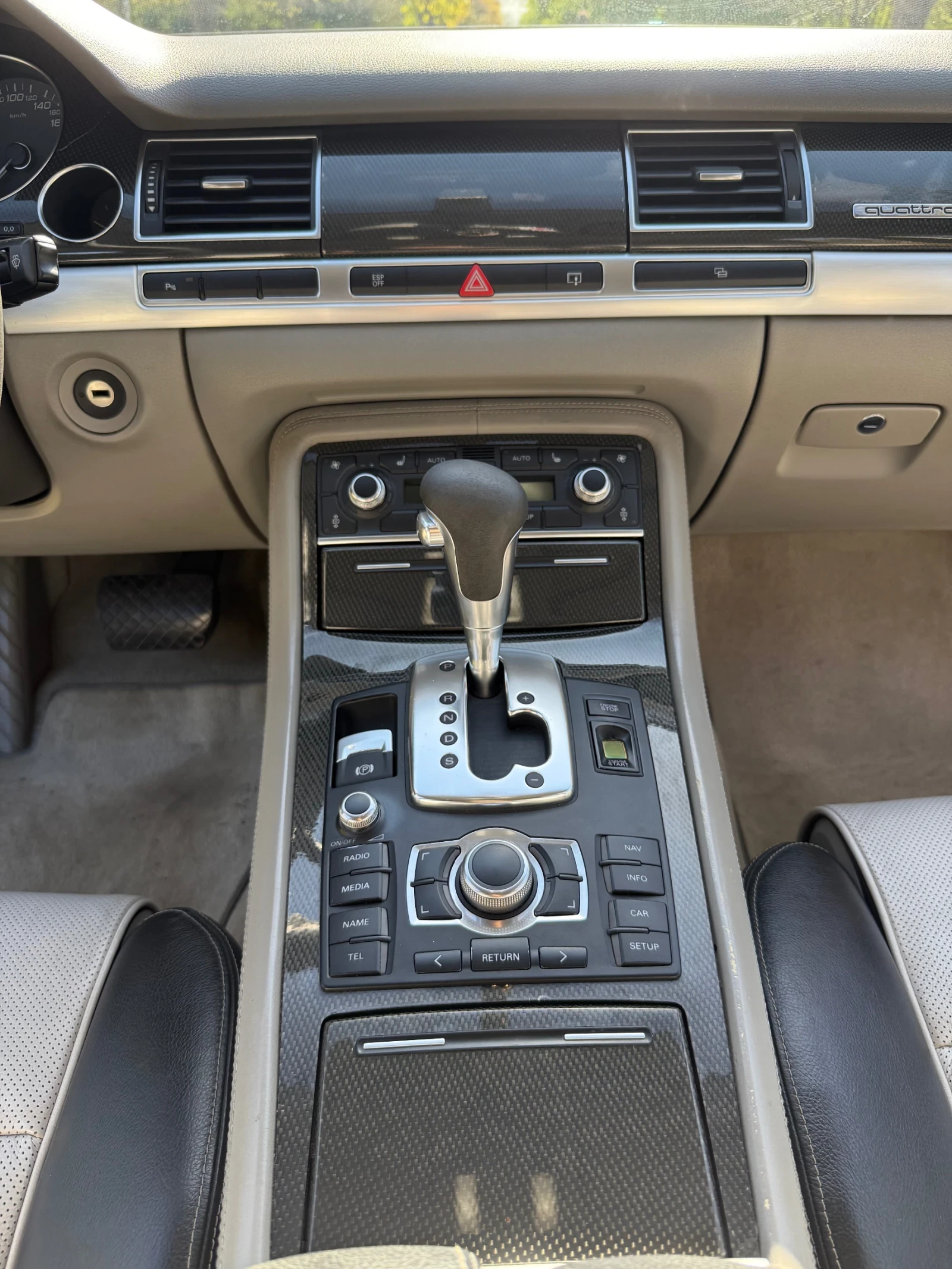 Audi S8 5.2 V10 B&O - изображение 8