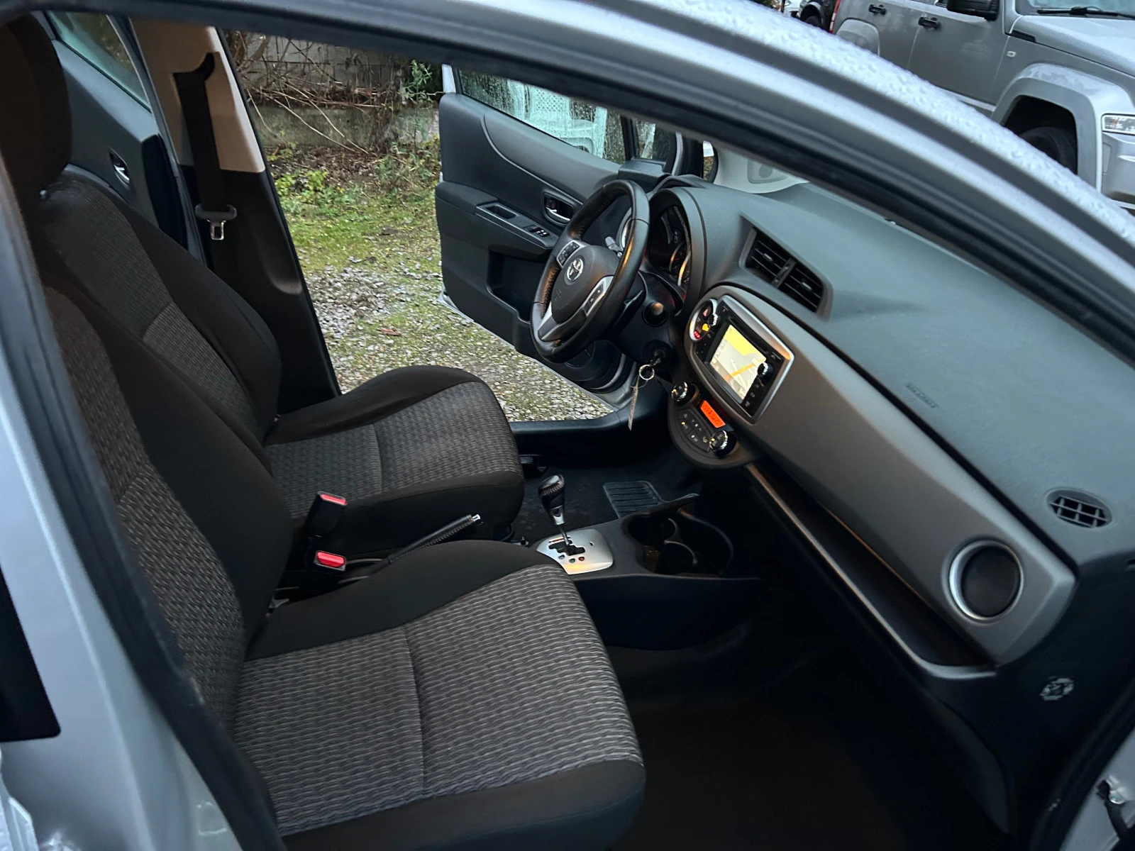 Toyota Yaris 1.4D4D EURO5B AVTOMAIK | Mobile.bg   11