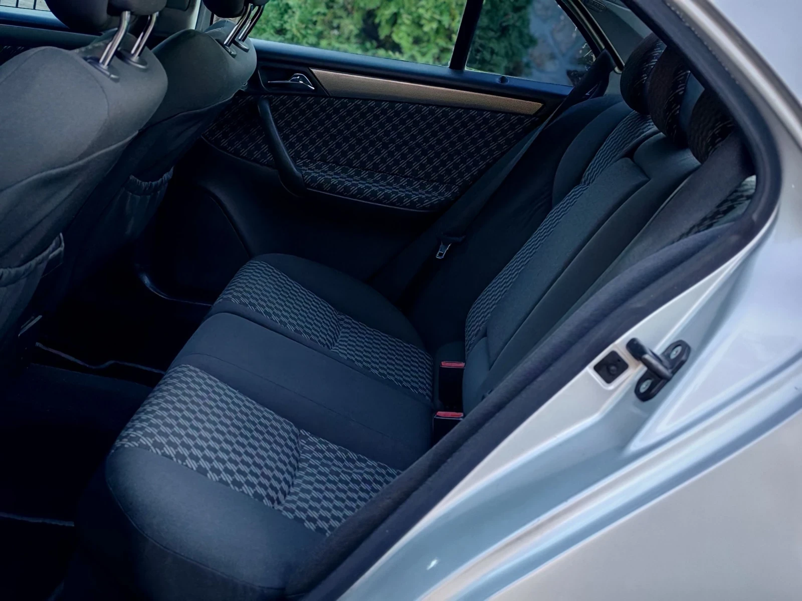 Mercedes-Benz C 220 2.2CDI(116)* AVANTGARDE* ��� ����*  | Mobile.bg � ����������� 15