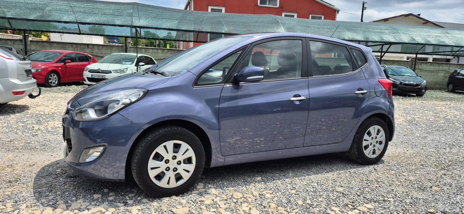 Hyundai Ix20 Бензин, снимка 5 - Автомобили и джипове - 53052355