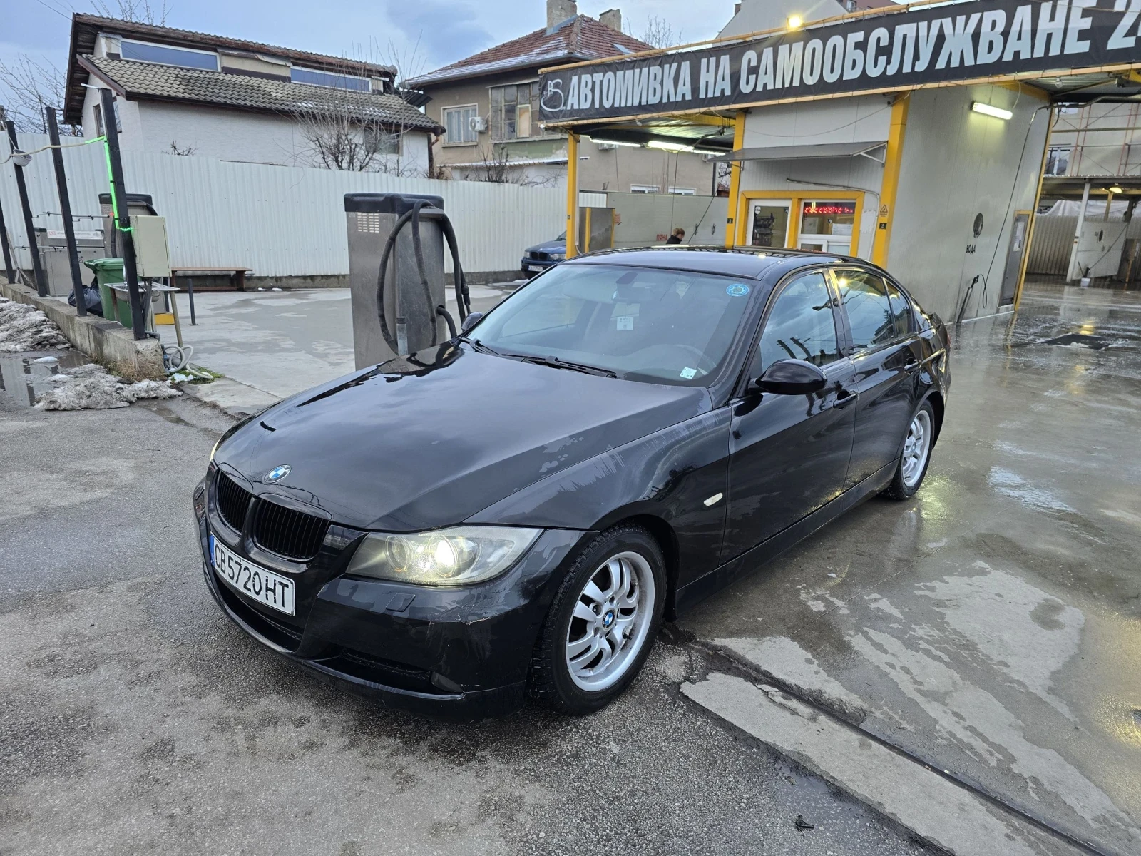 BMW 320 320D Avtomatic - изображение 2