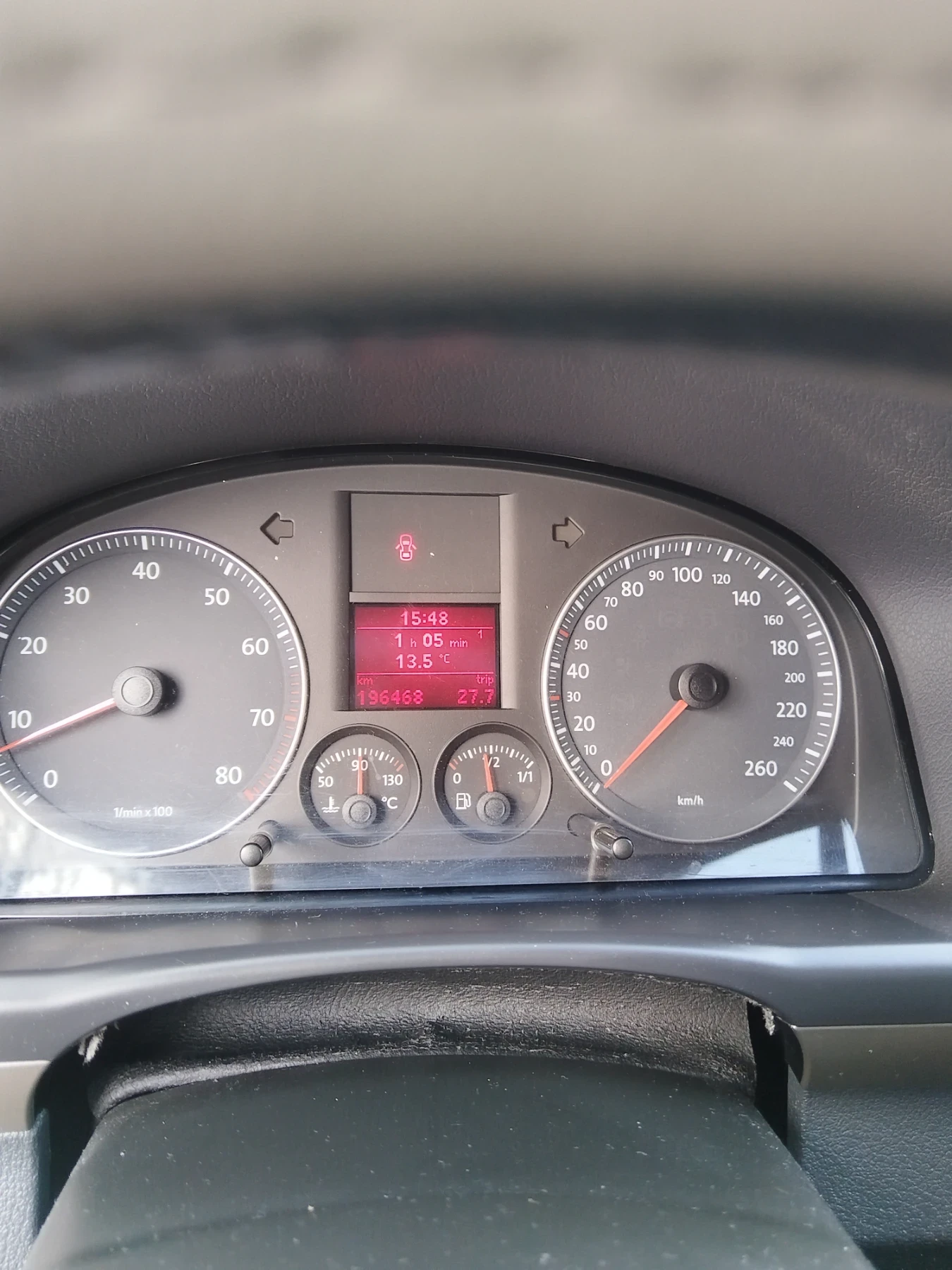 VW Touran 1.6/102кс - изображение 9