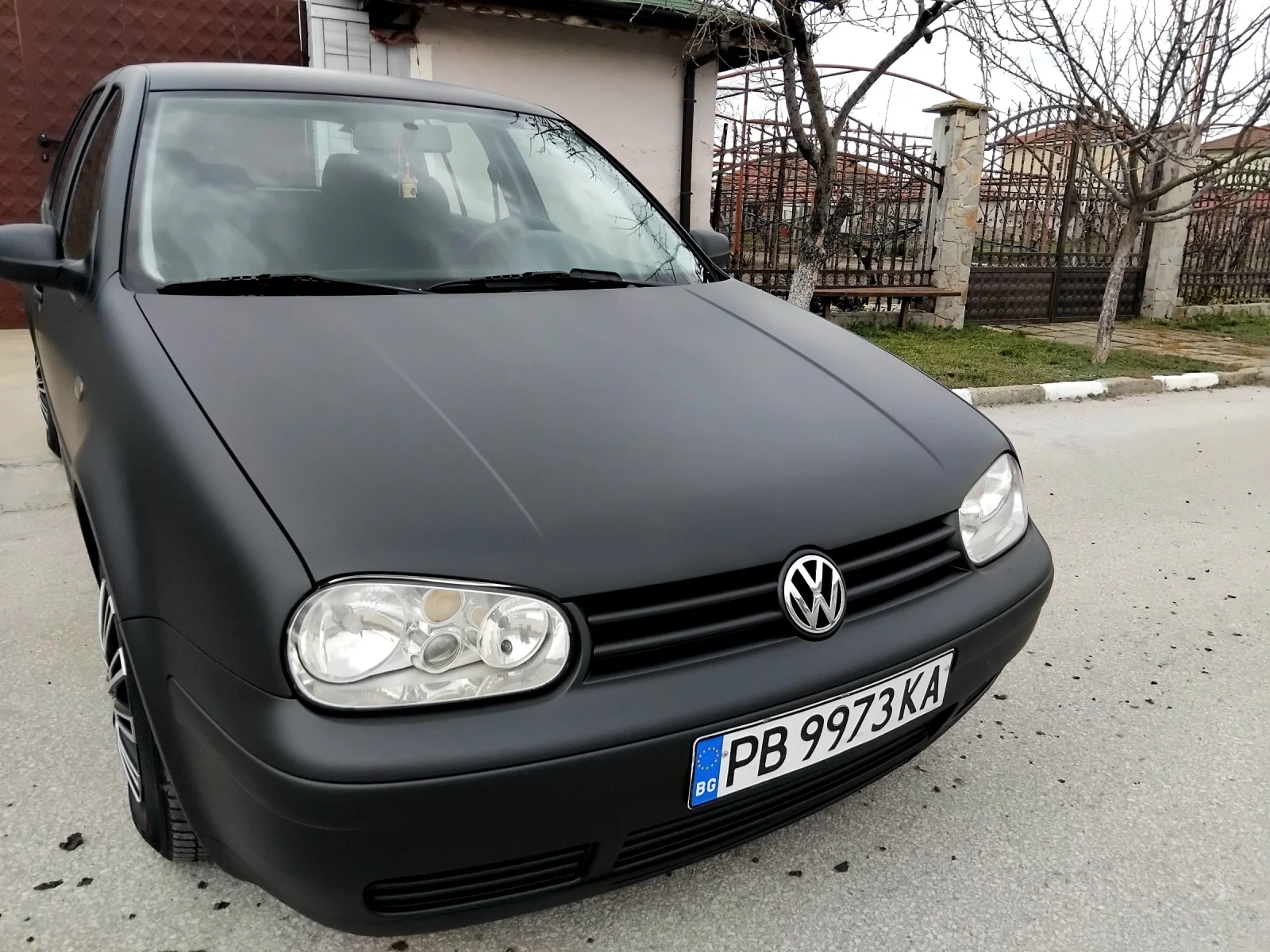 VW Golf 1.6iSR.101k + КЛИМА. ГАЗОВ ИНЖЕКЦИОН  - изображение 4