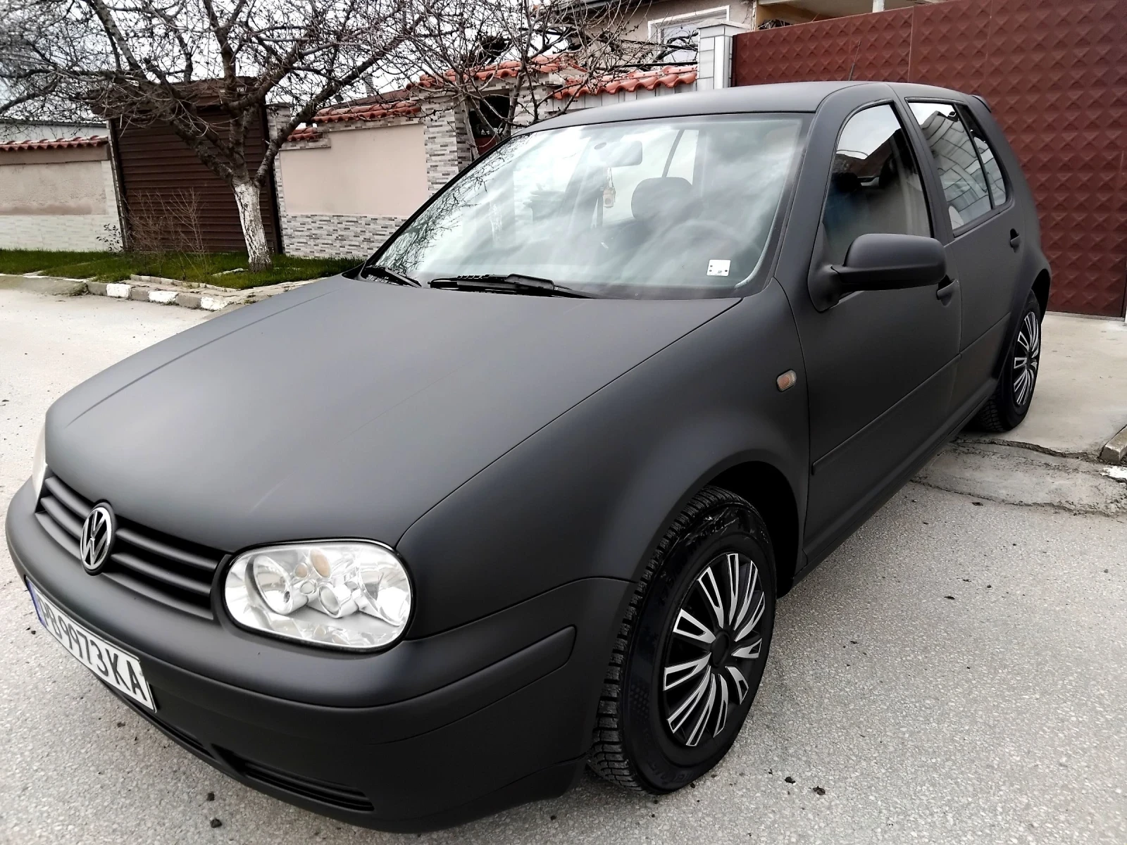 VW Golf 1.6iSR.101k + КЛИМА. ГАЗОВ ИНЖЕКЦИОН  - изображение 9