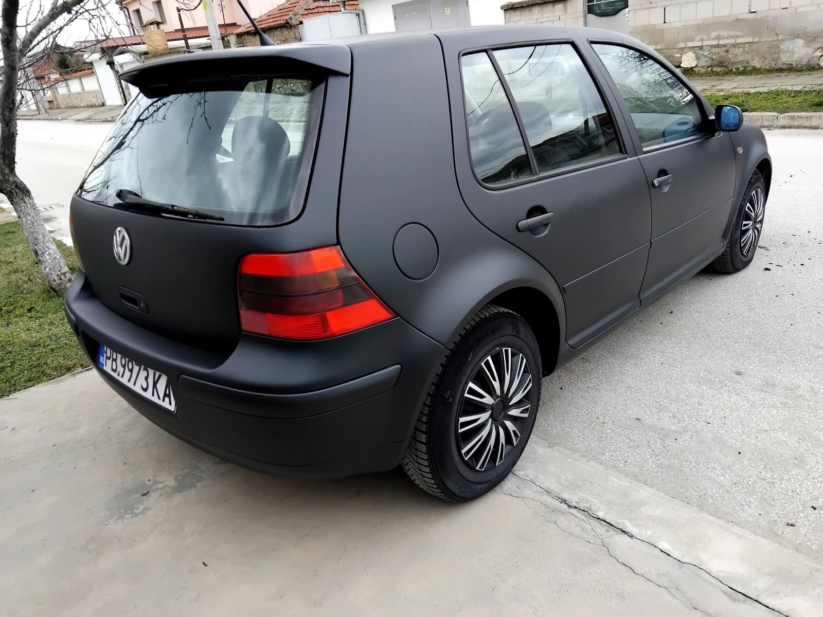 VW Golf 1.6iSR.101k + КЛИМА. ГАЗОВ ИНЖЕКЦИОН  - изображение 10