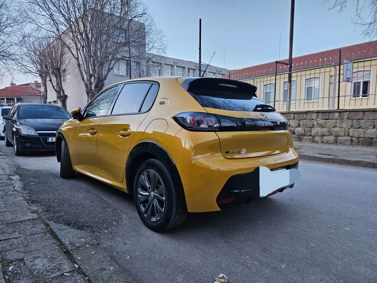 Peugeot 208 | Mobile.bg � ����������� 4