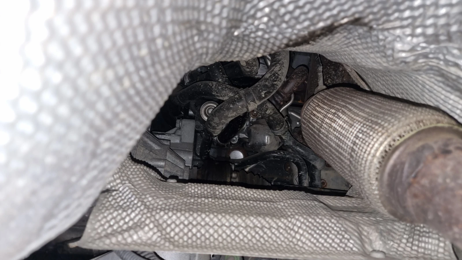 VW Touran, снимка 17 - Автомобили и джипове - 53708597