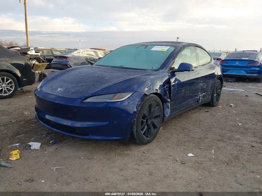 Tesla Model 3 Long Range All-wheel Drive