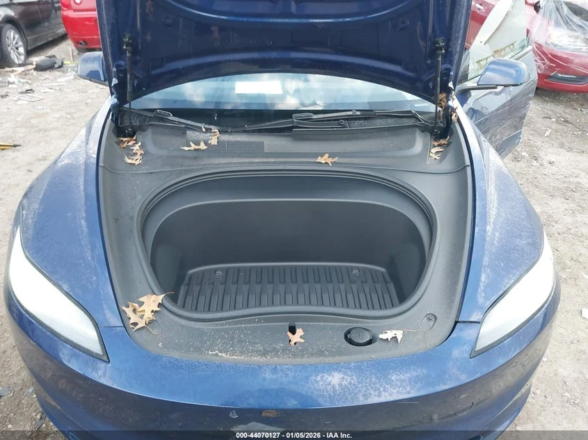 Tesla Model 3 Long Range All-wheel Drive - изображение 9