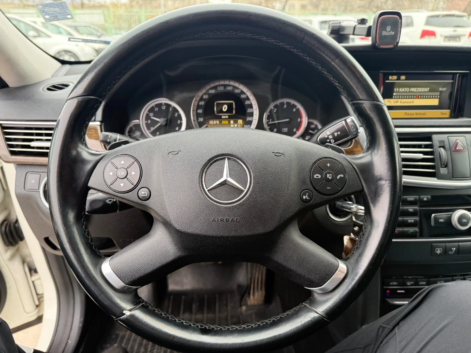 Mercedes-Benz E 200 136 K.C TOP, снимка 15 - Автомобили и джипове - 53884617