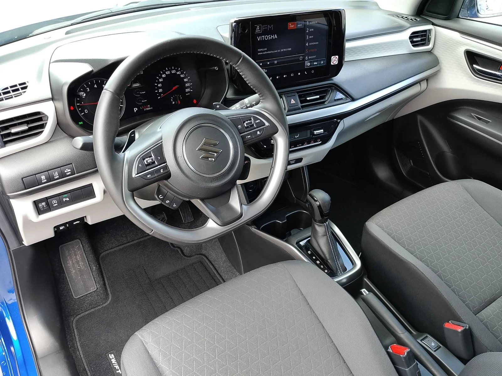 Suzuki Swift GLX  Hybrid Автоматик, снимка 8 - Автомобили и джипове - 53975438
