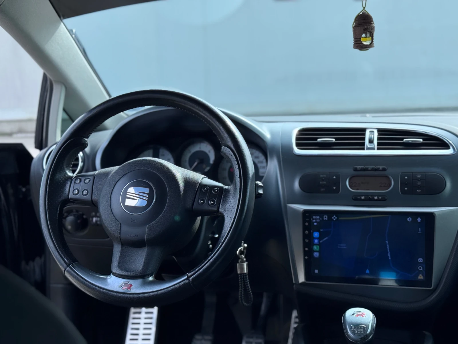 Seat Leon FR 2.0TDI 170к.с., снимка 9 - Автомобили и джипове - 54058389