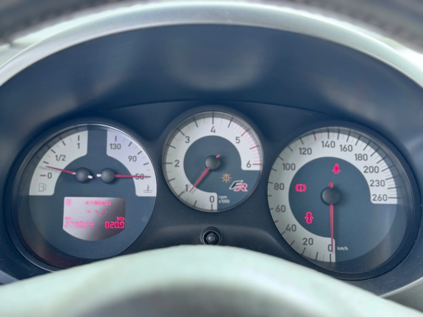 Seat Leon FR 2.0TDI 170к.с., снимка 11 - Автомобили и джипове - 54058389